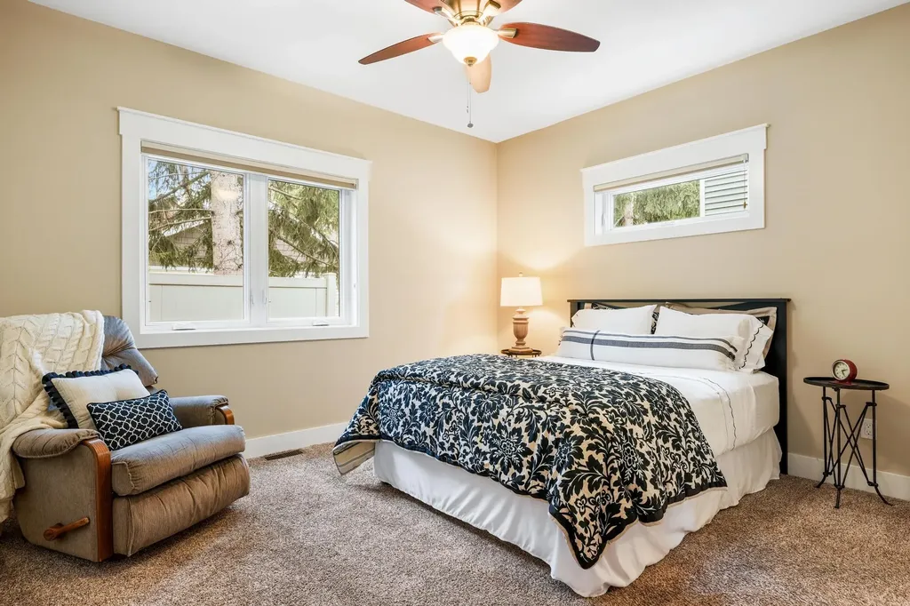 431 Munson Place Traverse City City MI 49686
