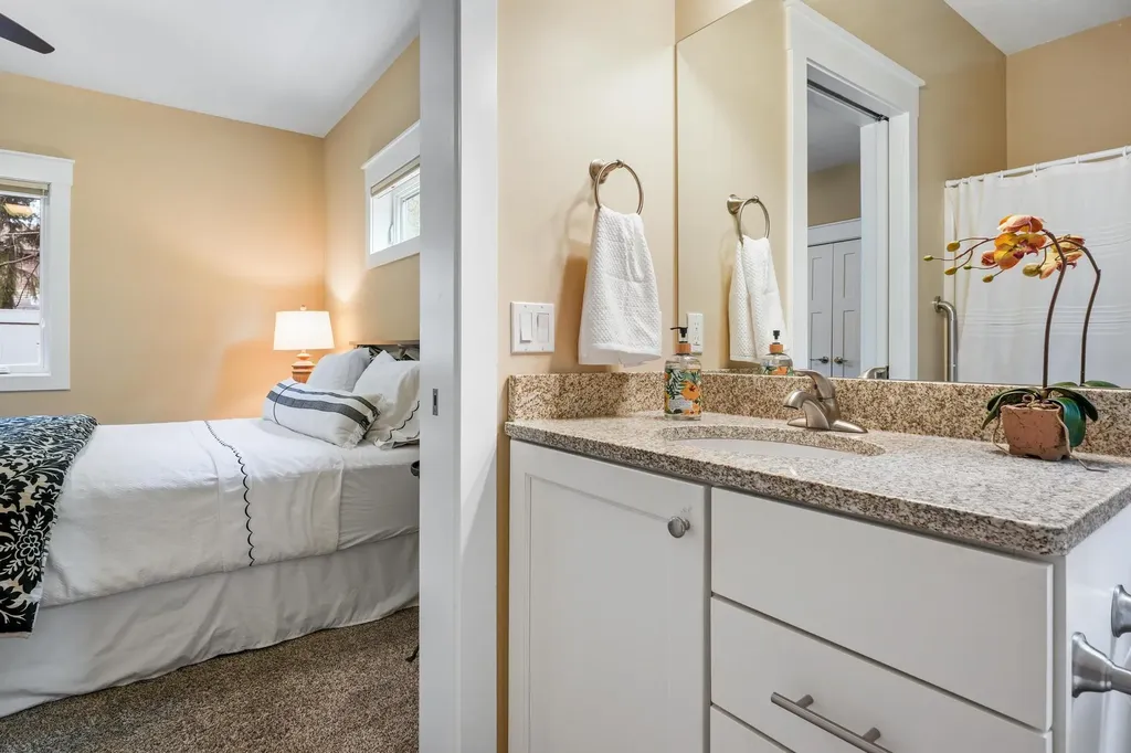 431 Munson Place Traverse City City MI 49686