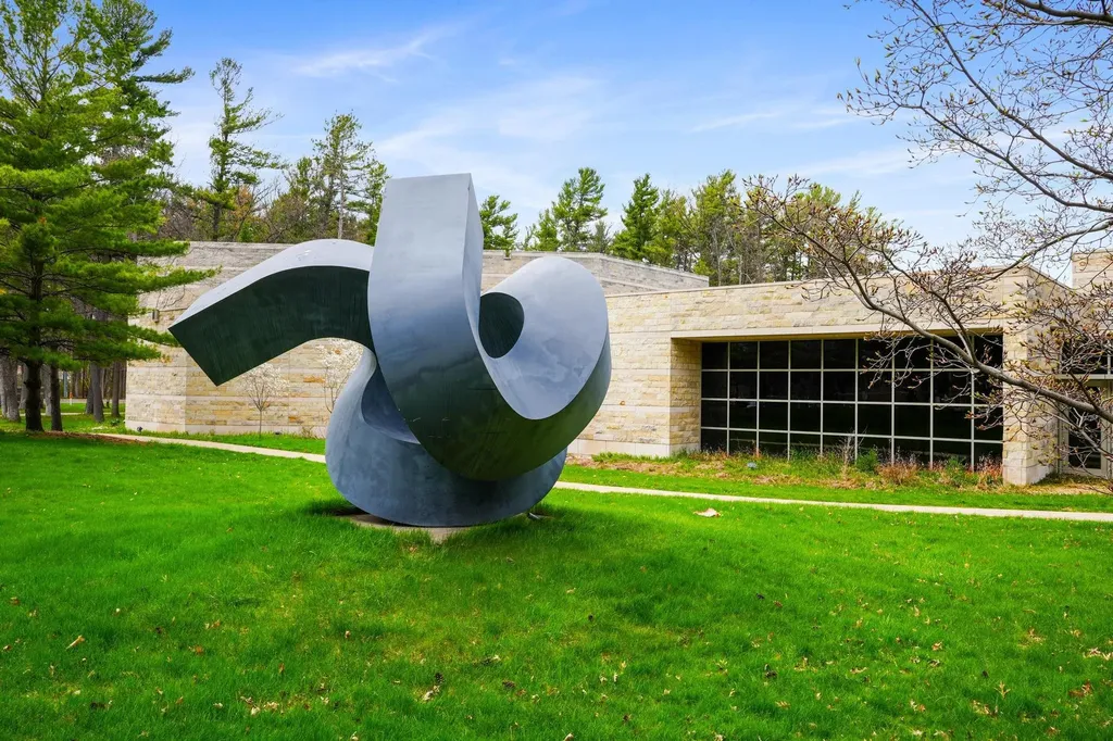 431 Munson Place Traverse City City MI 49686
