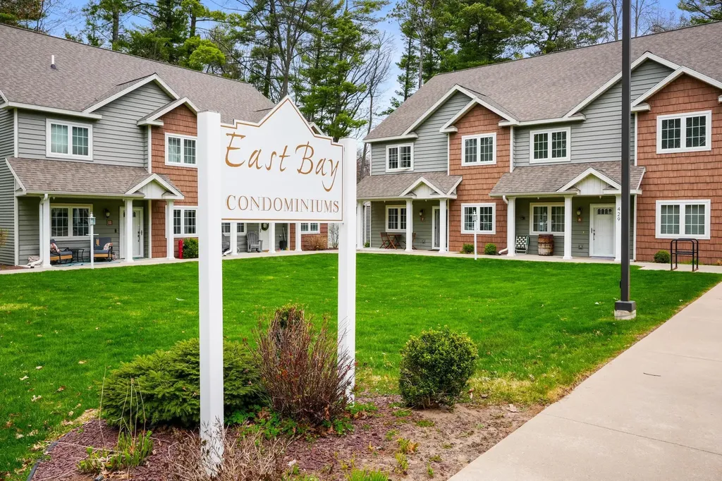 431 Munson Place Traverse City City MI 49686