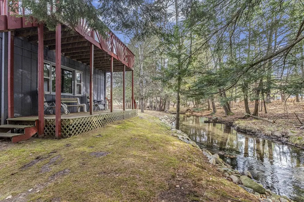 5489 S Kings Highway Cherry Valley Township MI 49623