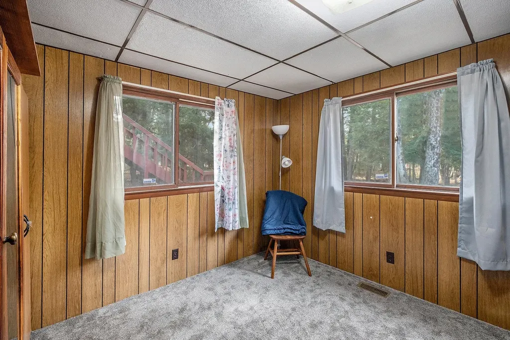 5489 S Kings Highway Cherry Valley Township MI 49623