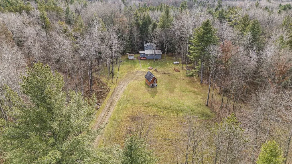 5489 S Kings Highway Cherry Valley Township MI 49623