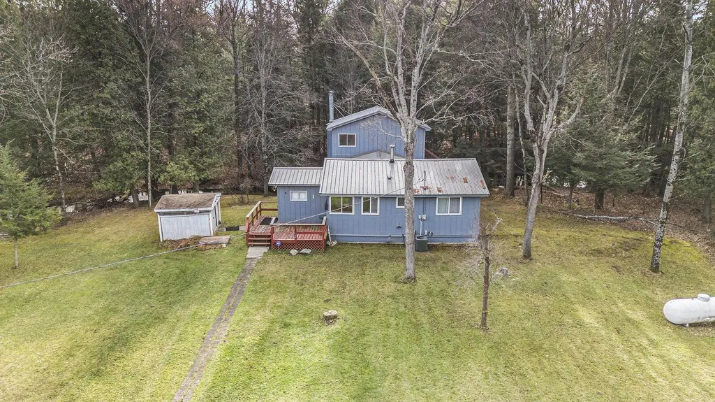 5489 S Kings Highway Cherry Valley Township MI 49623