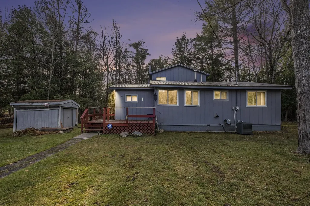 5489 S Kings Highway Cherry Valley Township MI 49623
