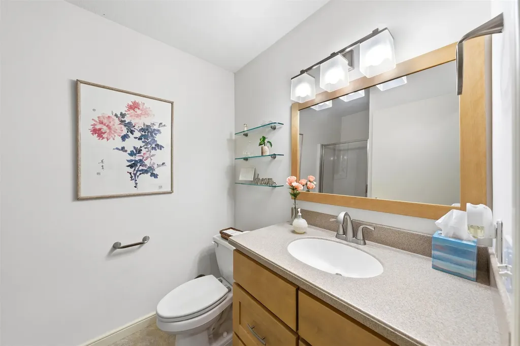12055 S Woodwinds Circle Elmwood Charter Township MI 49684