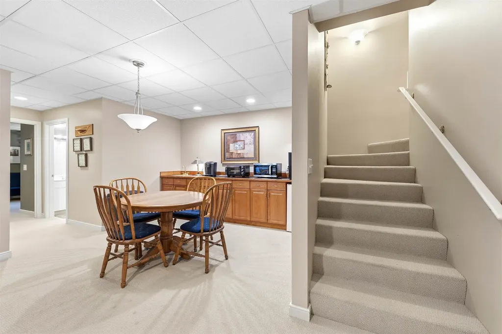 12055 S Woodwinds Circle Elmwood Charter Township MI 49684