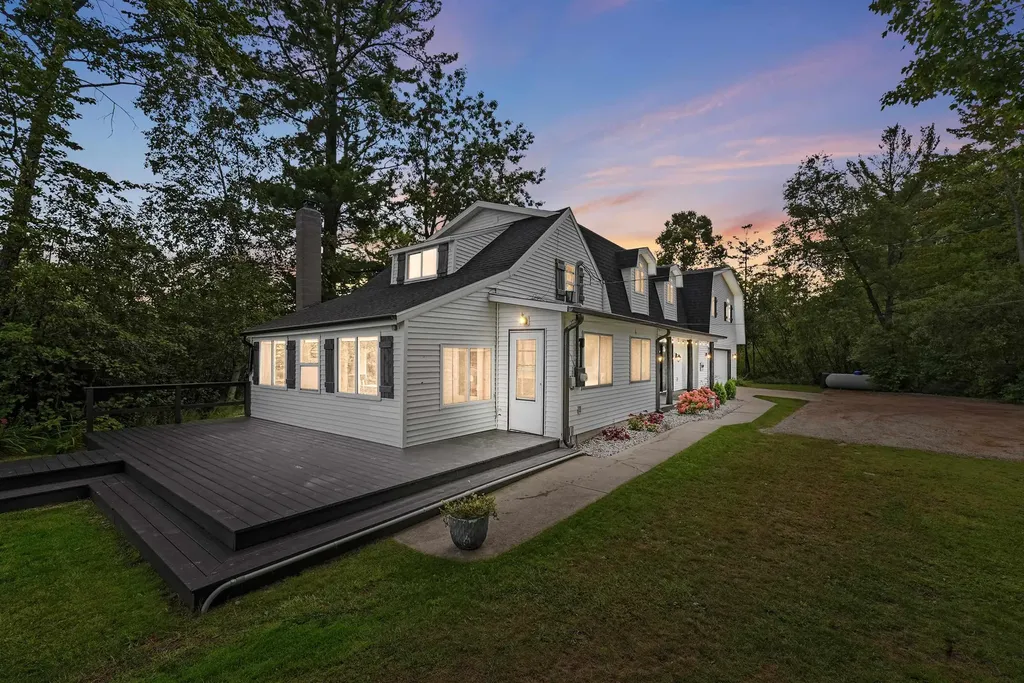 7504 W Dakota Trail Caldwell Township MI 49651