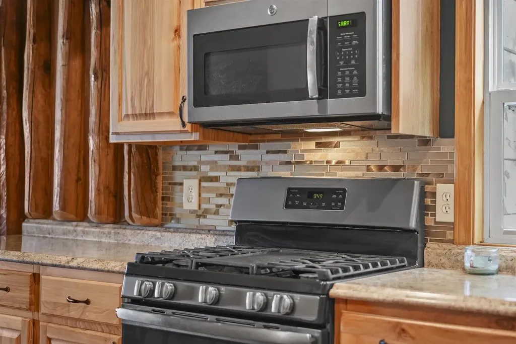 7504 W Dakota Trail Caldwell Township MI 49651