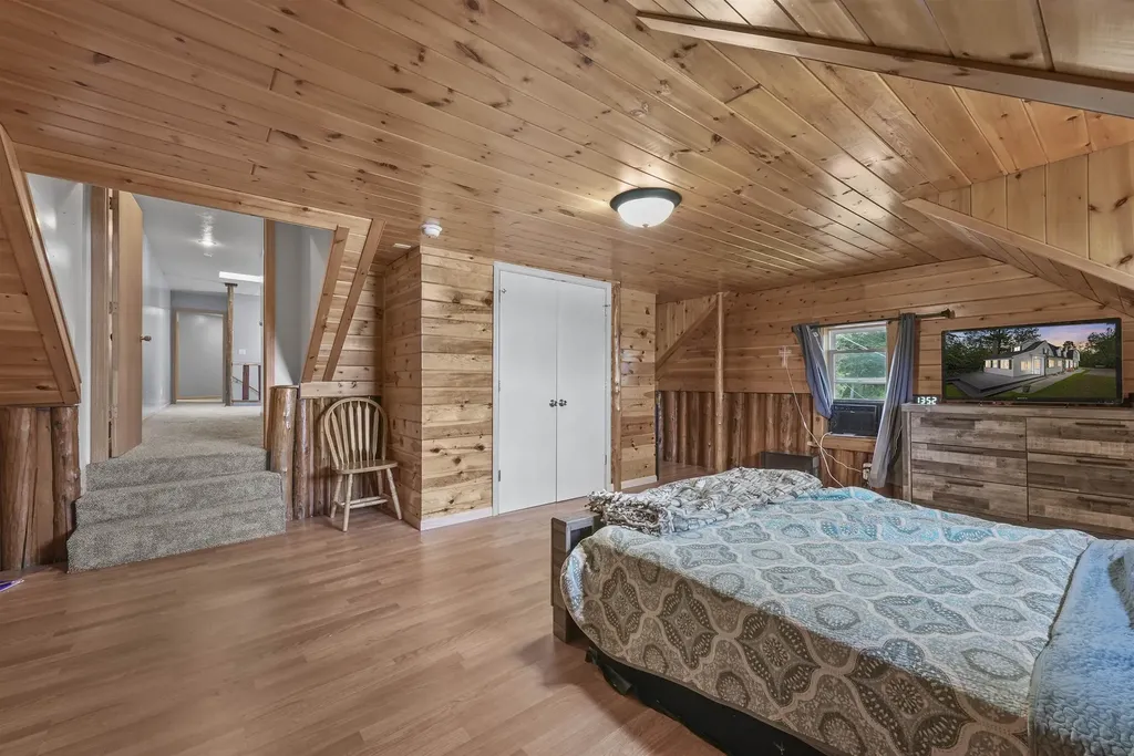 7504 W Dakota Trail Caldwell Township MI 49651