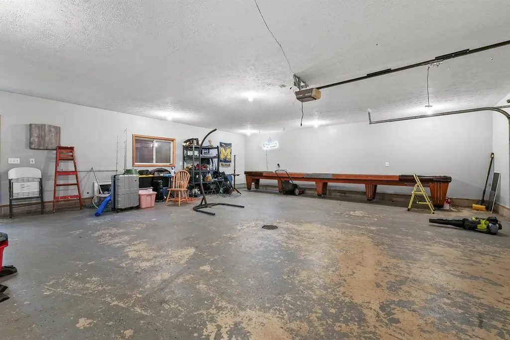 7504 W Dakota Trail Caldwell Township MI 49651