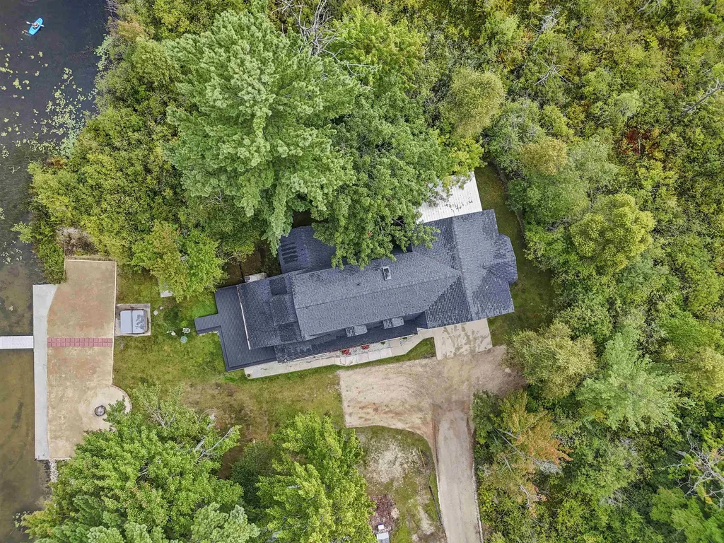 7504 W Dakota Trail Caldwell Township MI 49651