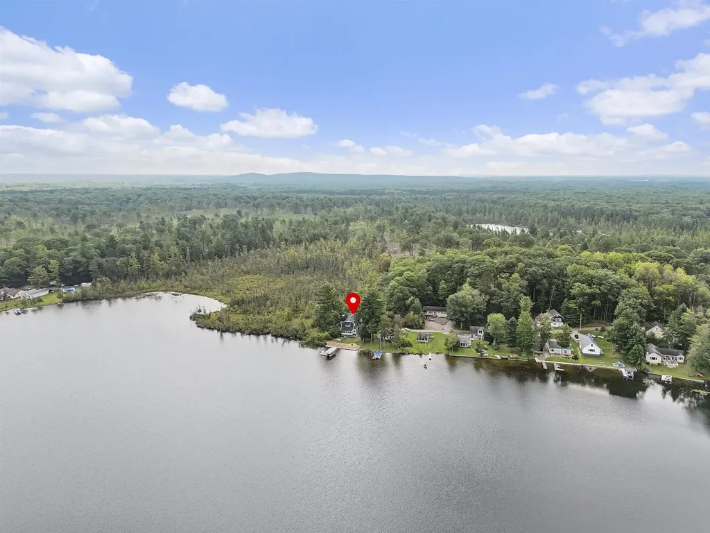 7504 W Dakota Trail Caldwell Township MI 49651
