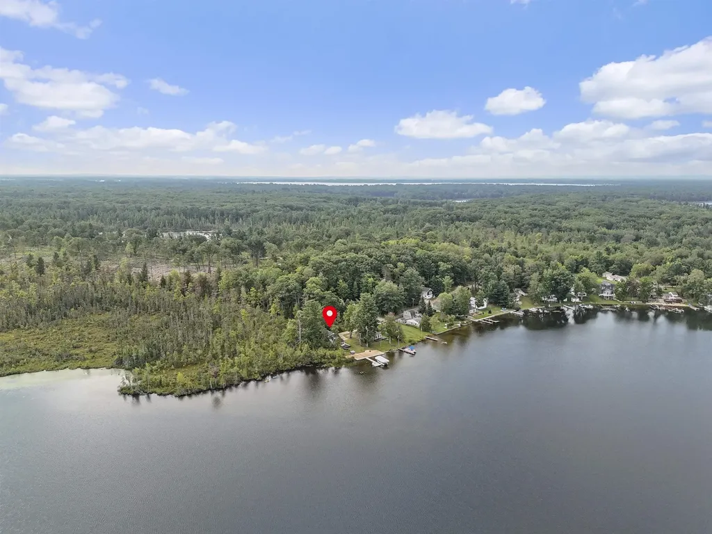 7504 W Dakota Trail Caldwell Township MI 49651