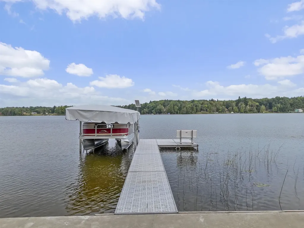 7504 W Dakota Trail Caldwell Township MI 49651