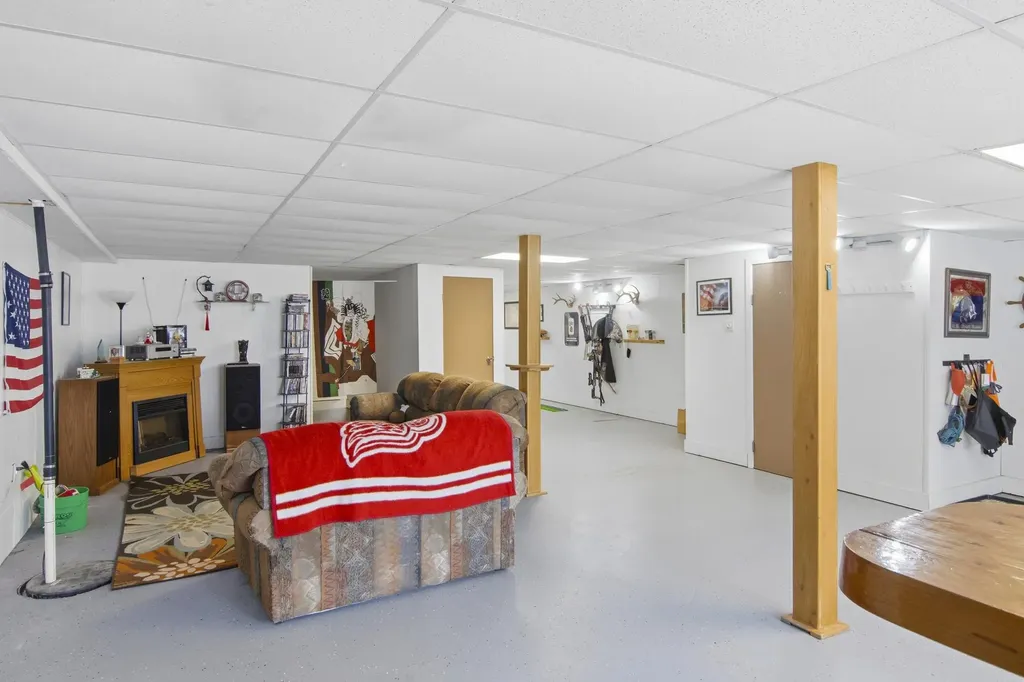 25 E River Road East Bay Township MI 49696