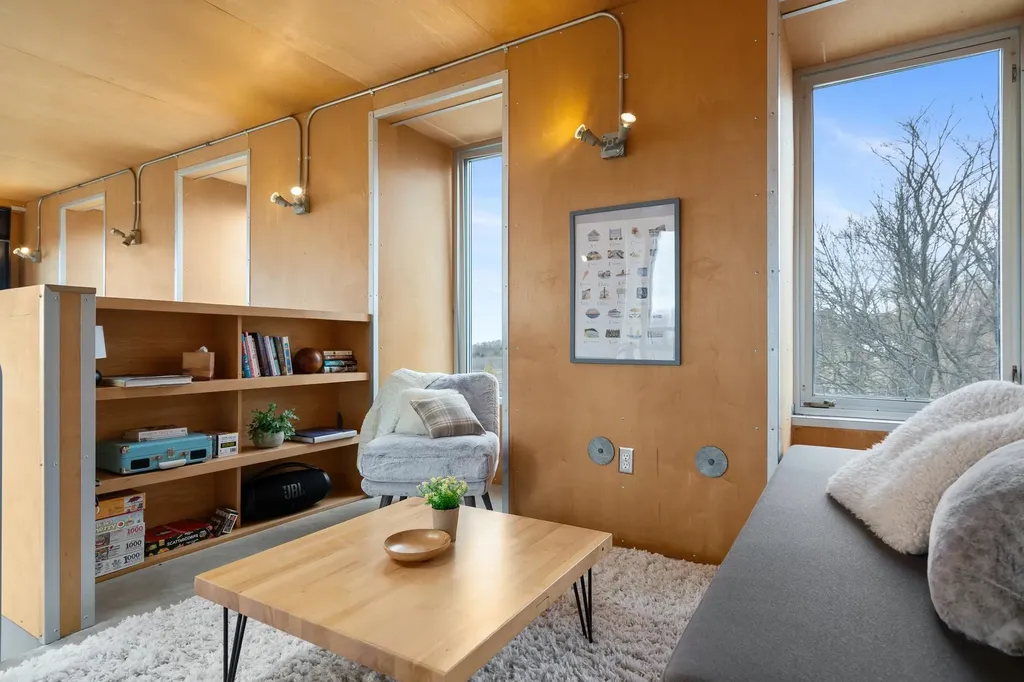 7452 N Manitou Trail Leelanau Township MI 49670