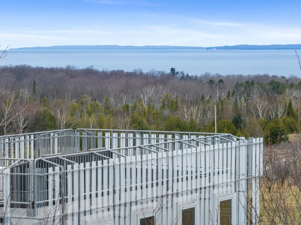 7452 N Manitou Trail Leelanau Township MI 49670