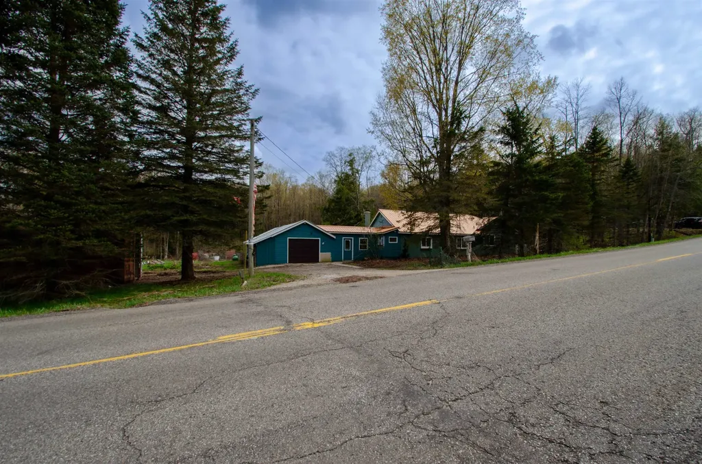 4839 Bunker Hill Road Echo Township MI 49622