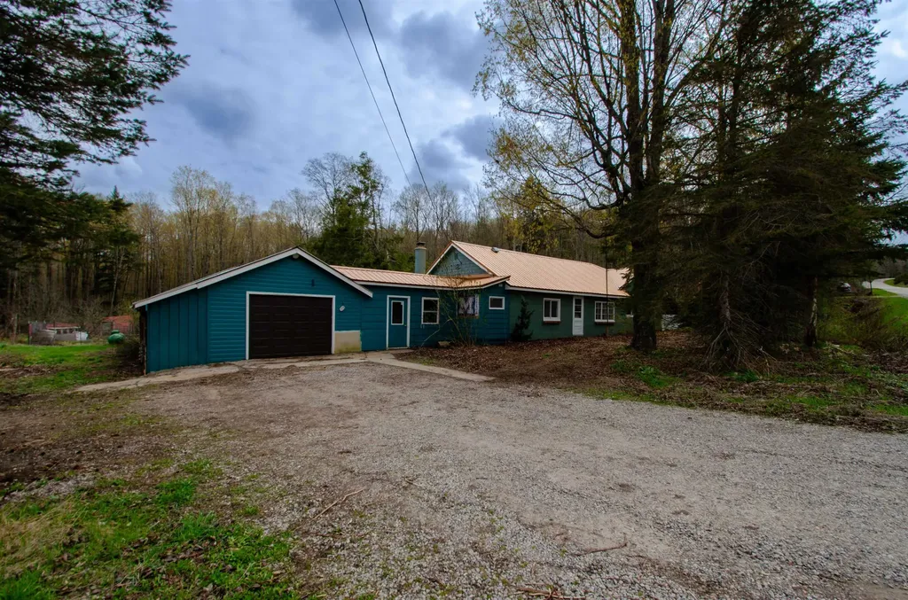 4839 Bunker Hill Road Echo Township MI 49622