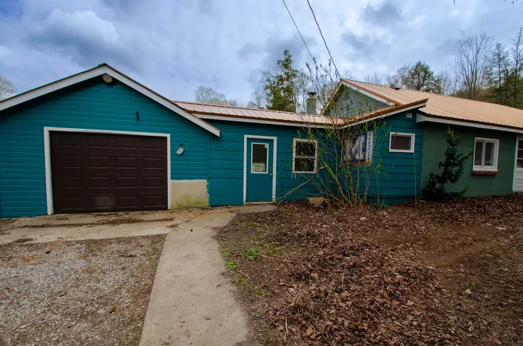 4839 Bunker Hill Road Echo Township MI 49622