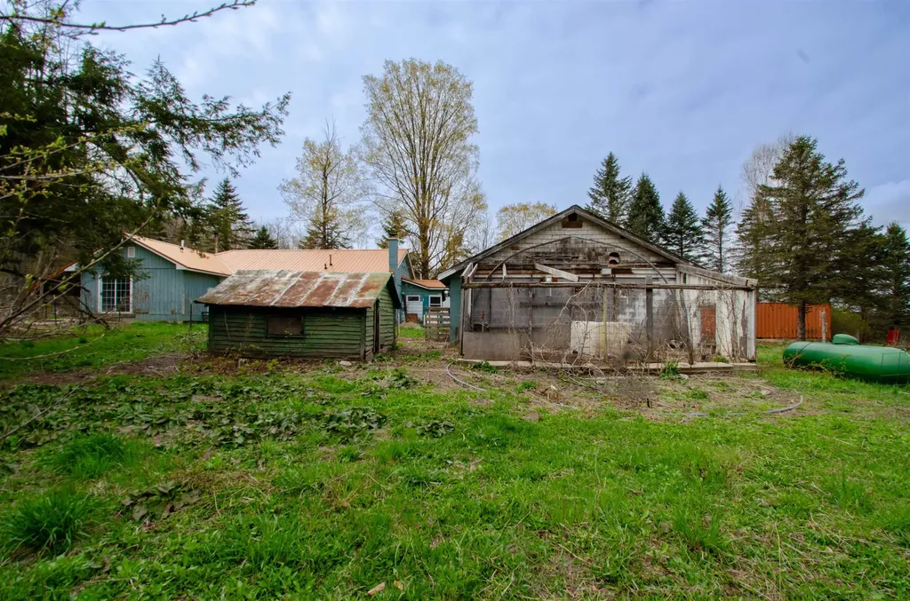 4839 Bunker Hill Road Echo Township MI 49622