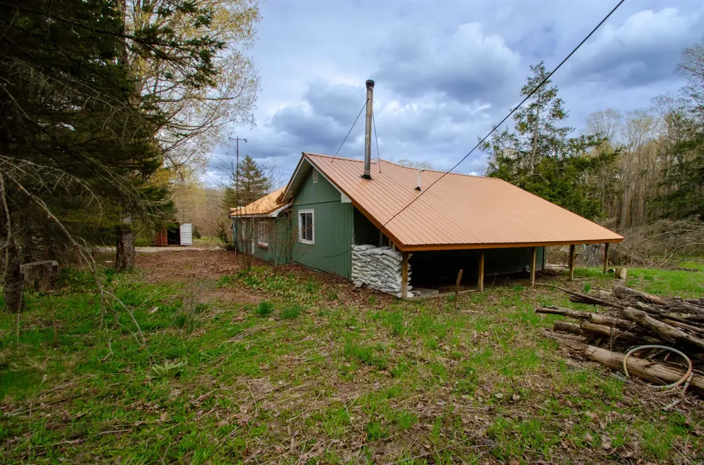 4839 Bunker Hill Road Echo Township MI 49622