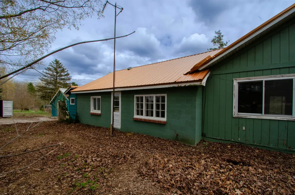 4839 Bunker Hill Road Echo Township MI 49622