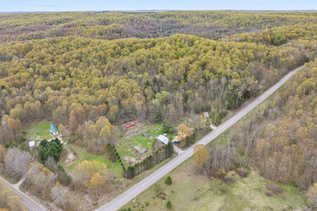 4839 Bunker Hill Road Echo Township MI 49622