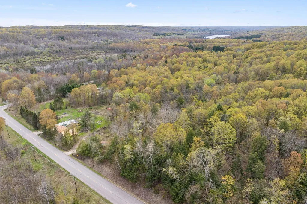 4839 Bunker Hill Road Echo Township MI 49622