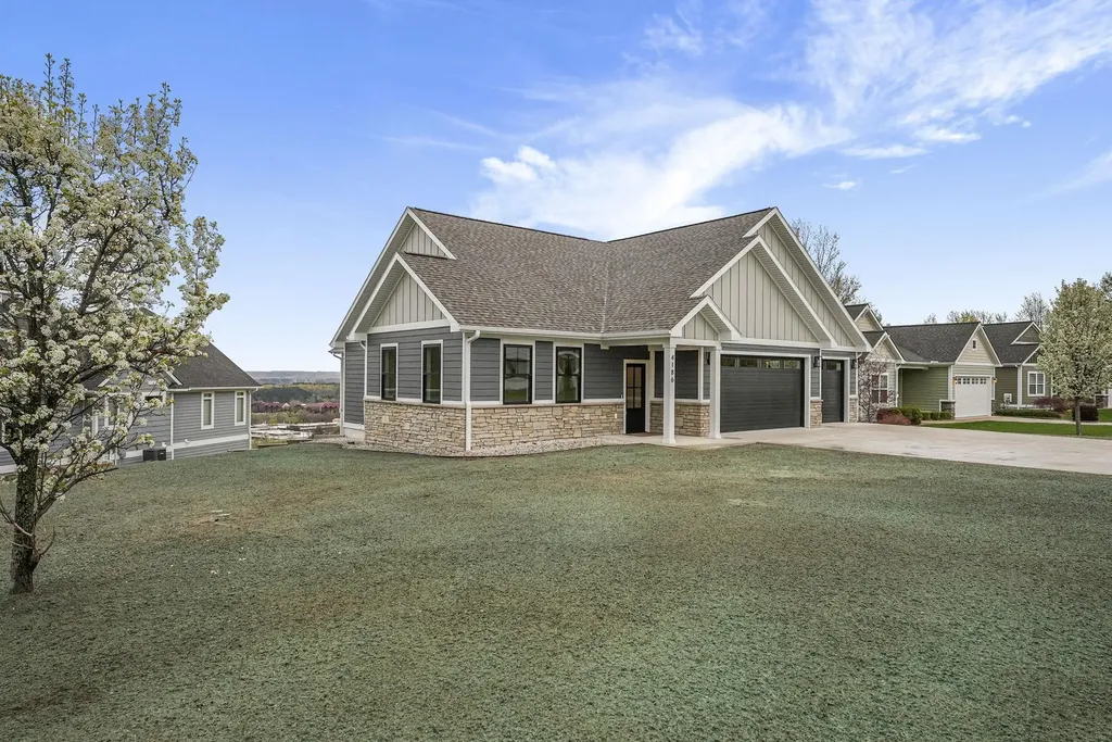 4186 Aquila Court Garfield Charter Township MI 49684