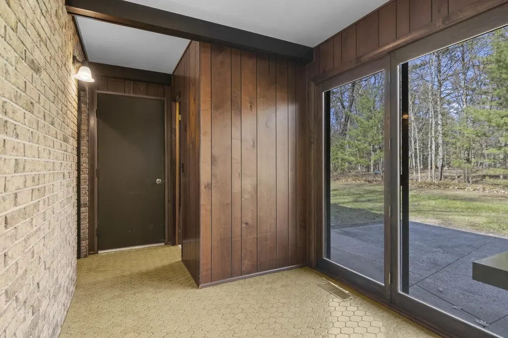 7736 NW Ladd Drive Clearwater Township MI 49676