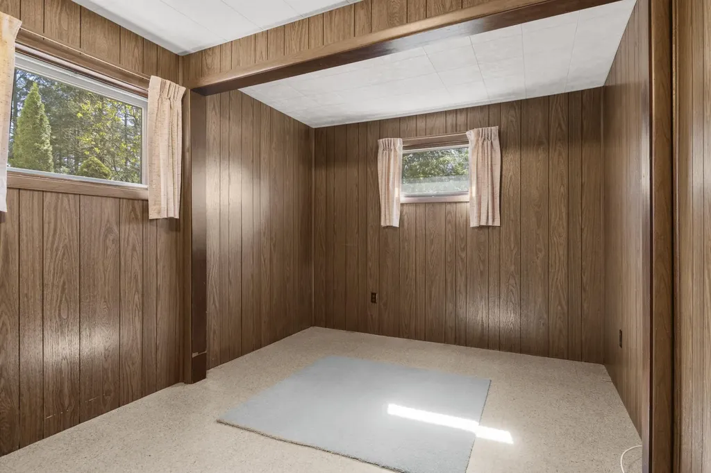 7736 NW Ladd Drive Clearwater Township MI 49676