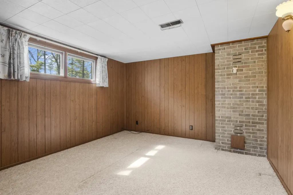 7736 NW Ladd Drive Clearwater Township MI 49676