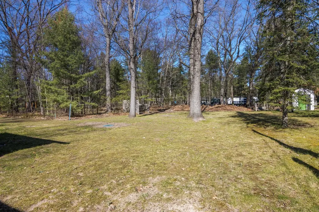 7736 NW Ladd Drive Clearwater Township MI 49676