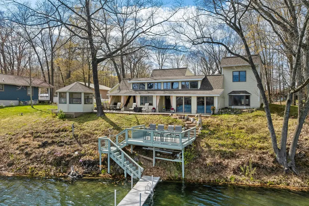 7093 Little Twin Lake Road NE Coldsprings Township MI 49659