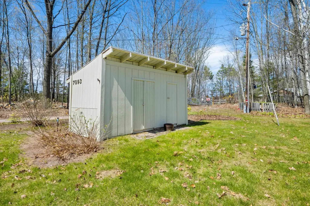 7093 Little Twin Lake Road NE Coldsprings Township MI 49659