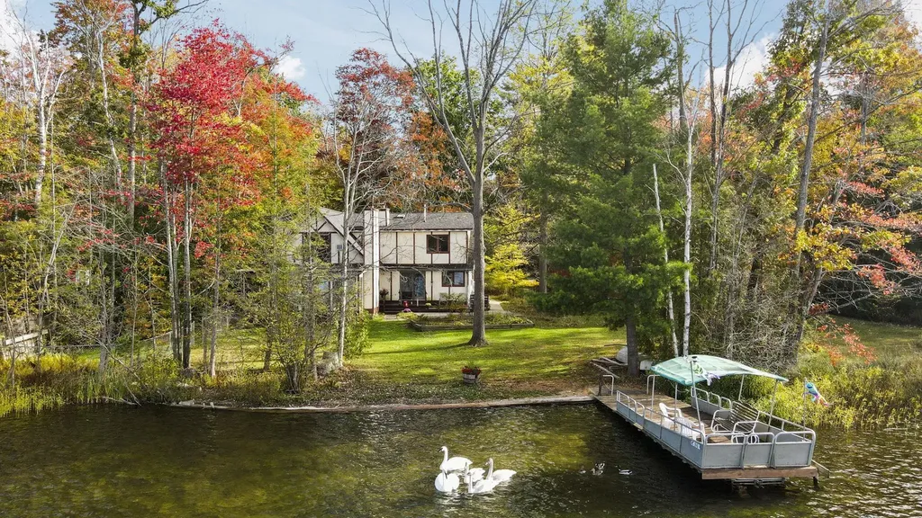 10176 Harmony Drive Green Lake Township MI 49643