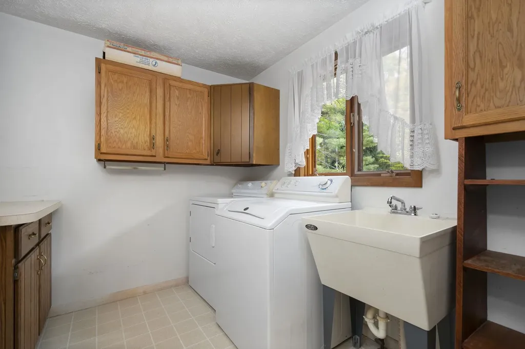 10176 Harmony Drive Green Lake Township MI 49643