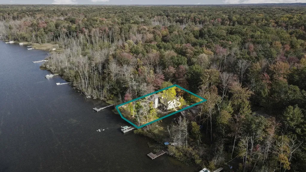 10176 Harmony Drive Green Lake Township MI 49643
