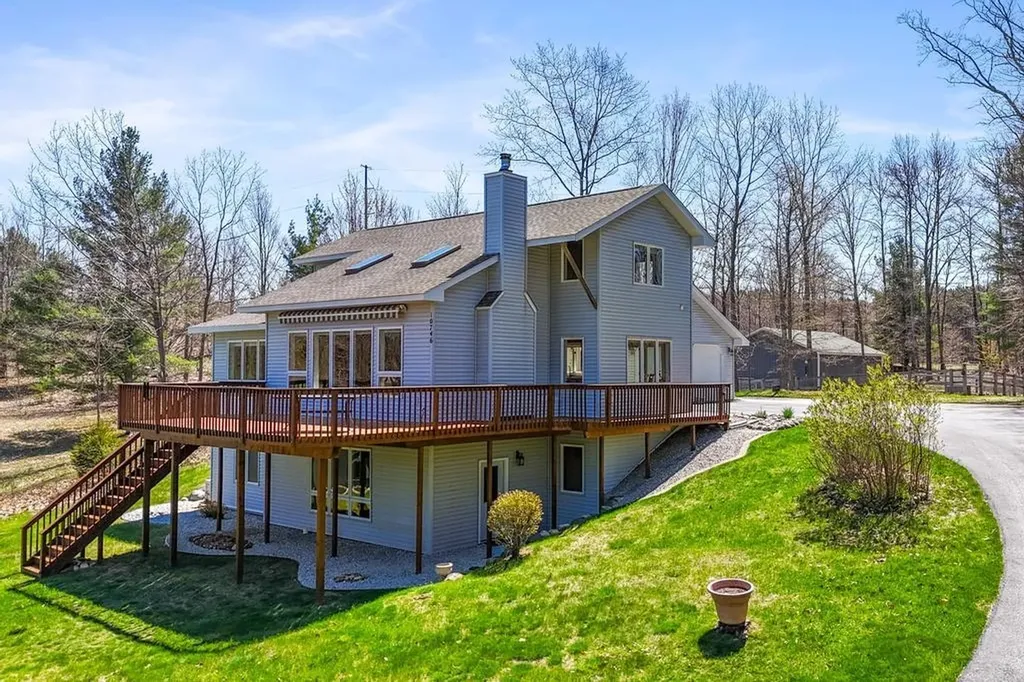 10746 Deal Road Whitewater Township MI 49690