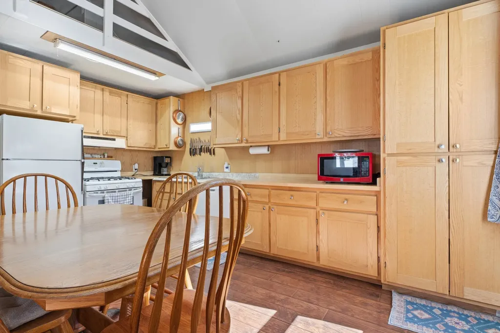 7936 E Cedar Lake Drive Oscoda Charter Township MI 48738