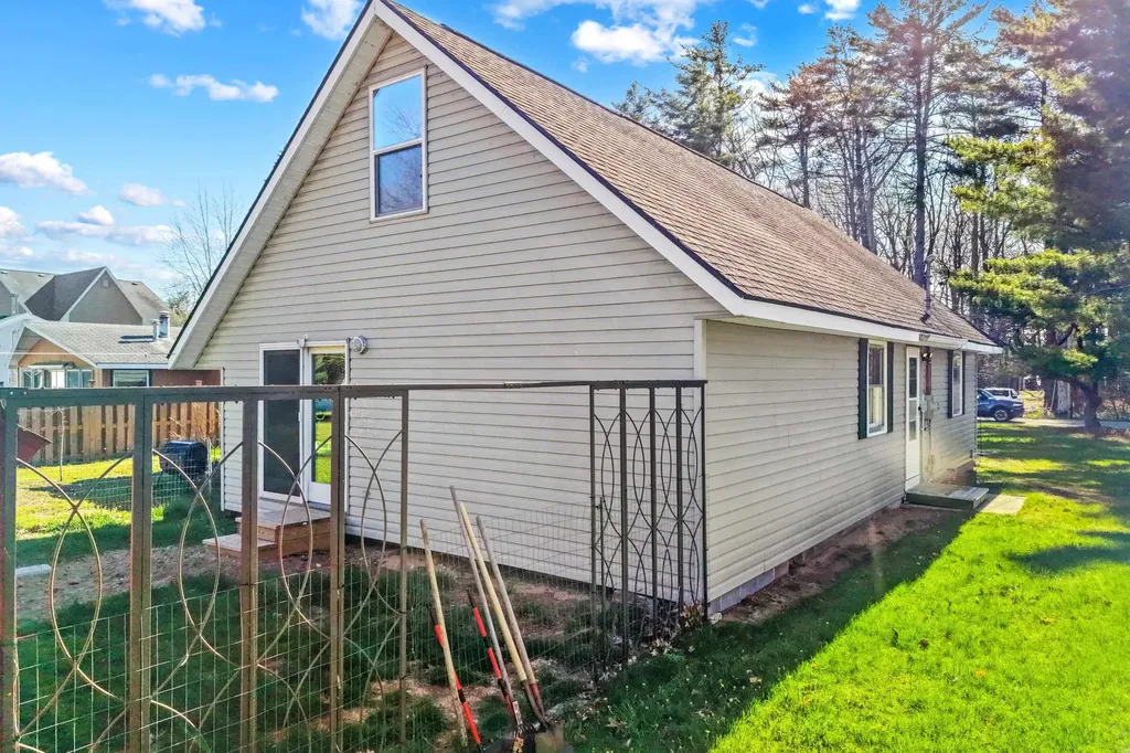 7936 E Cedar Lake Drive Oscoda Charter Township MI 48738
