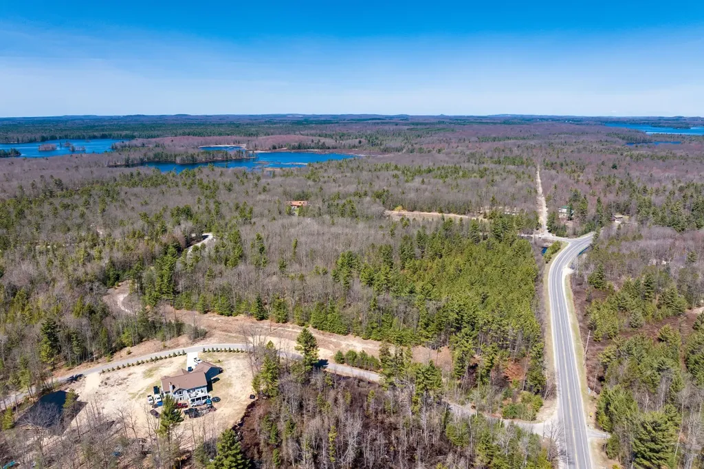 VL3 Mud Lake Road Green Lake Township MI 49643