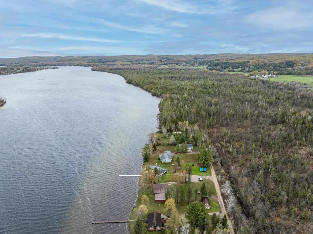 2100 Walleye Lane Kearney Township MI 49615