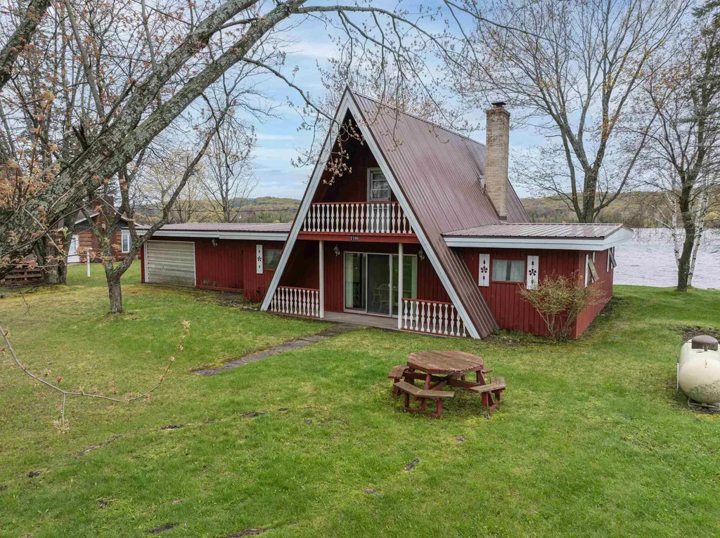 2100 Walleye Lane Kearney Township MI 49615
