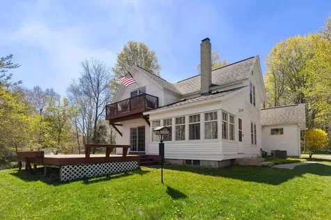 7233 Prospect Avenue Benzonia Township MI 49617