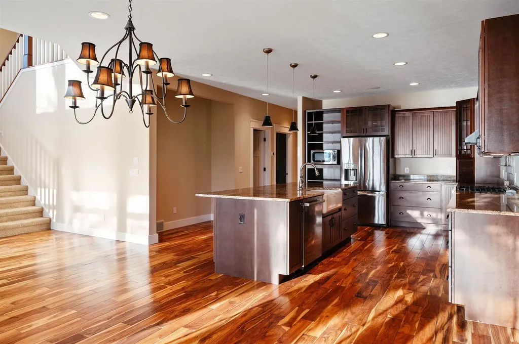 6860 Peninsula Drive Peninsula Township MI 49686