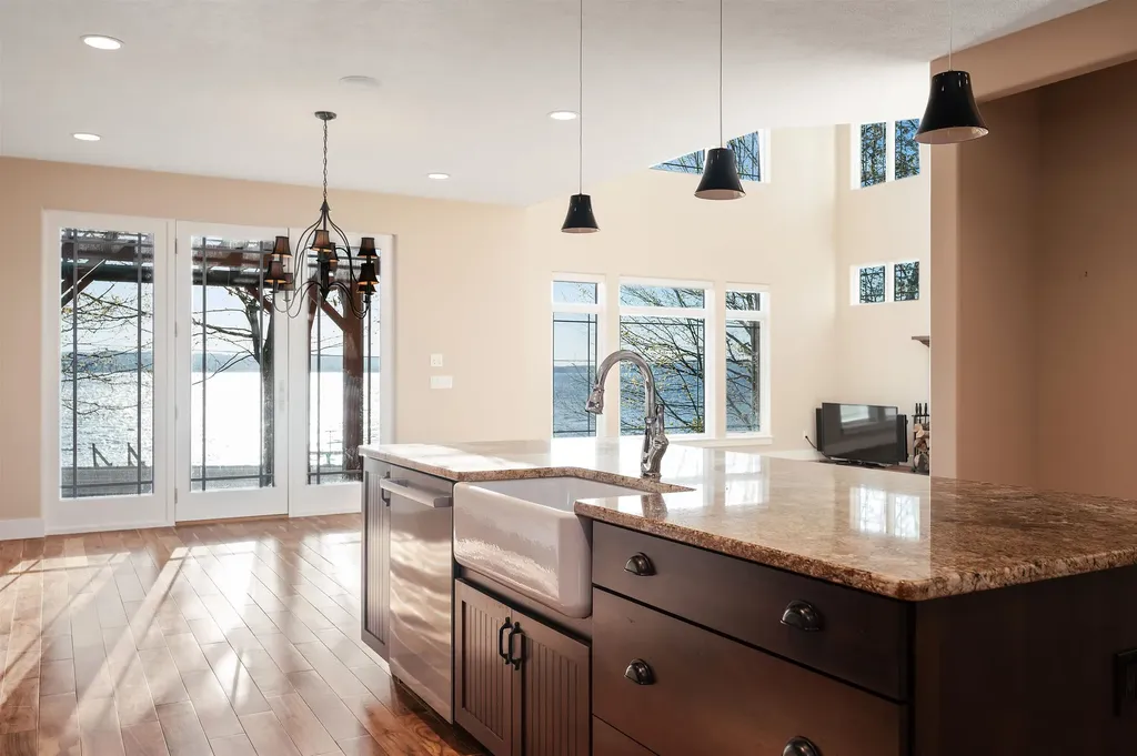 6860 Peninsula Drive Peninsula Township MI 49686