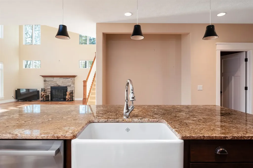 6860 Peninsula Drive Peninsula Township MI 49686